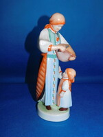 Zsolnay   Kenyérszelő