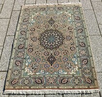 Eredeti selyem konturos  tabriz Perzsa szőnyeg ALKUDHATÓ