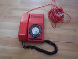 Retro piros telefon