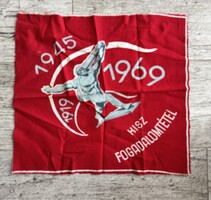 KISZ fogadalom kendő.
