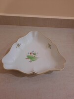 Herendi hecsedli, csipkebogyó mintás porcelán kínáló tál