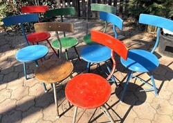 Régi retro industriál loft műhely székek, műhelyszék, labor műszerész szék