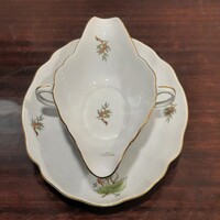 Herendi hecsedli, csipkebogyó mintás porcelán szószos tál + alj