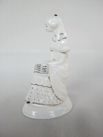 Olvasó lány porcelán