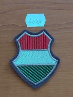 MH HÍMZETT MAGYAR NEMZETI PAJZS SIVATAGI TÉPŐZÁRAS SZINES 1048.