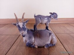 Antik Royal Copenhagen porcelán kecske mama gidájával