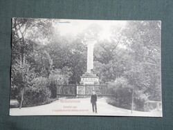 Képeslap,Székesfehérvár,Erzsébet-liget a tizenhárom Aradi vértanú szoborral,1908-