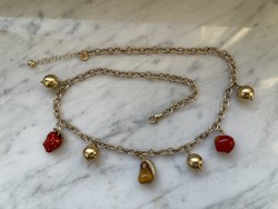 14 kr. arany nyaklánc zománcozott gyümölccsökkel arany gömbökkel.