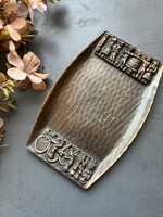 Retro Lignifer iparművészeti, Képcsarnokos bronz kis tálca, mid century asztaldísz: “Szüretelők”