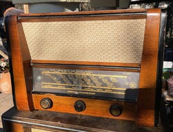 Régi Telefongyári Terta T325 elektroncsöves rádió, retro