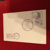 Szép állapotú, tiszta boríték "KRAKÓW" ragjeggyel, bélyeggel, bélyegzésekkel.