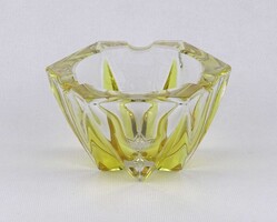 1V035 Sárgára színezett vastag falú üveg hamutál 6.8 cm