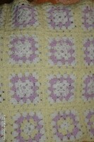 Retro meleg kézzel horgolt terítő, babakocsi takaró