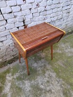 MAGYAR RETRO 'CRYSTAL-TONE' LEMEZJÁTSZÓ SZEKRÉNY #112