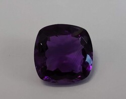 Ametiszt, 12,5 ct, 14,8x8,7 mm (3482) - szép szín!