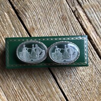 Antik viktoriánus intaglio csiszolású üveg övcsat fém keretben