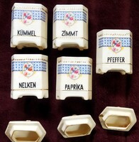 Régi kis fűszer tartók
