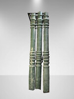 Faragott fa oszlop (zöld, kis méret) – 3 db elérhető