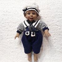 Matróz karakter grimasz baba 37 cm.