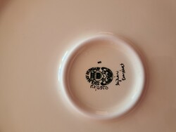 Zsolnay pillangómintás falitányér kitűnő állapotban eladó.            30 cm átmérőjű, remek ajándék.