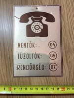 Festett alumínium tábla "MENTŐK TŰZOLTÓK RENDŐRSÉG" felirattal, telefon piktogrammal, 10x15 cm