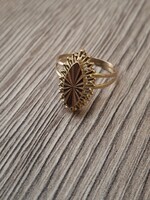 Arany Női Gyűrű.14karátos.2,33gramm.Belső átmérő 17mm.