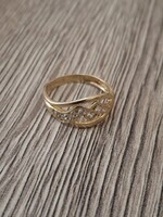 Arany Női Gyűrű.14karátos.2,1gramm.Belső átmérő:18mm.