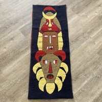 Suba faliszőnyeg - totemoszlop