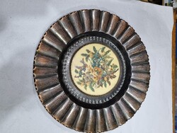 Gobelin betétes iparmüvészeti réz tál