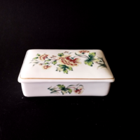 HOLLÓHÁZI PORCELÁN BONBONIER,DOBOZ,ÉKSZERTARTÓ HORTENZIA MINTÁVAL