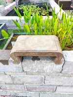 Valódi kő, keleti bonsai asztal.