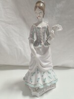 Hollóházi porcelán barokk hölgy, nő legyezővel - 27 cm