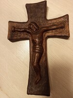 Rusztikus fából készült,falra akasztható feszület, 25*18 cm