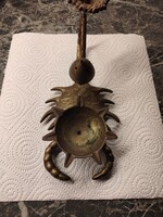 Rèz skorpió füstölő