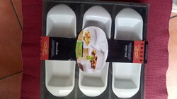Porcelán kínáló tálka 6 db dobozában