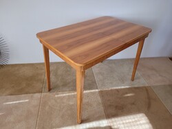 Régi retro magasfényű hosszabbítható fa étkezőasztal mid century bővíthető asztal