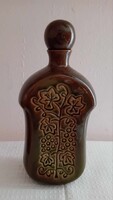 NAGYON  SZÉP PÁLINKÁS   BUTELLA  HÁROM KUPICÁVAL.