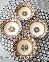 2 db kerámia leveses tányér szép mintájú darabok