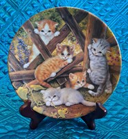Kölyök macskás porcelán dísztányér, cicás falitányér 3 (L5452)