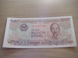 2000     Dong     1988   Vietnám