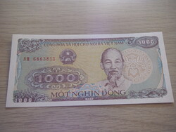 1000     Dong     1988   Vietnám
