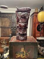Hatalmas faragott trópusi fa, boldogság Buddha, keleti, ázsiai, japán, indiai