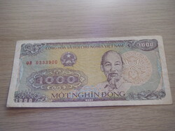 1000     Dong     1988   Vietnám