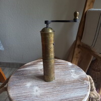 Csodás antik réz borsőrlő (25,5 cm)