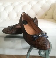Clarks 37-es borjúbőr balerina, festett borjúszőr prémium cipő