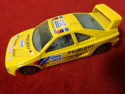 BURAGO perugeot 405-ös makett autó, hossza 10 cm, 1/43-as. Jókai