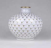 1U350 Különleges festésű aranyozott Herendi porcelán váza 10.3 cm