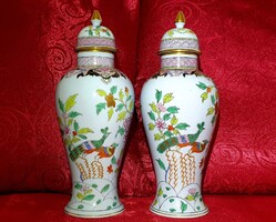 Kék alapon Herendi Paon de Peking fedeles váza párban