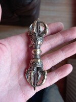 Buddhista Buddha vagy Tibeti amulett talizmán talán.