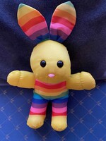 Nylon anyagból készült húsvéti Nyuszi. Sivárvány színű testtel és fülekkel. 28 cm magas,teljesen új.